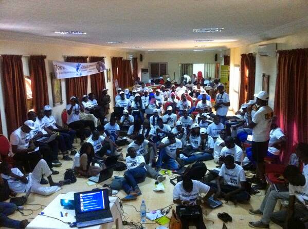 Des blogueurs sénégalais lors d'une rencontre denommée Ndadjetweetup 